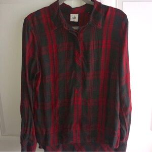 Cabi Cunningham Top Shirt Size Medium Plaid Red Gray Popover Hi‎ Low Hemline